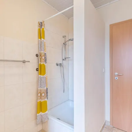 Unterm Dachlaeufer Og *