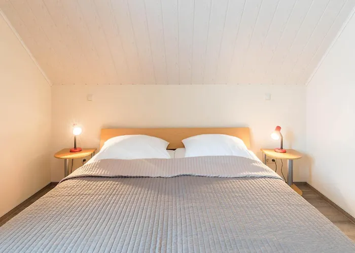 Unterm Dachlaeufer Og Daire Boltenhagen (Ostseebad)