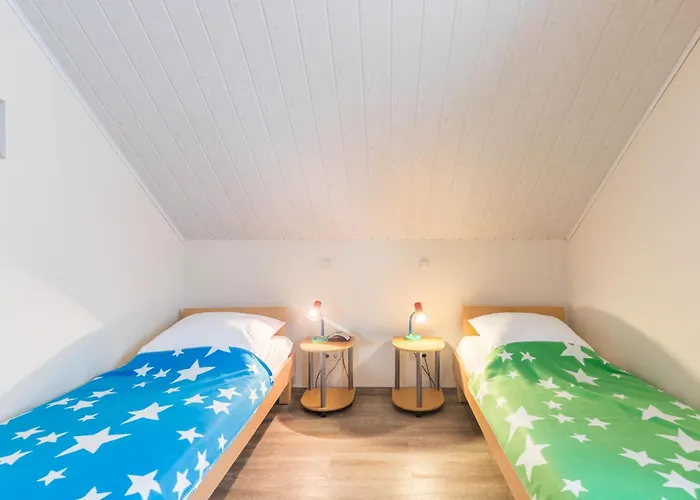 Unterm Dachlaeufer Og דירה